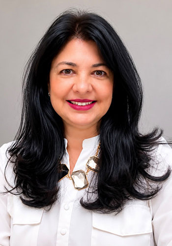 Dra. Ana Paula Paes Maciel